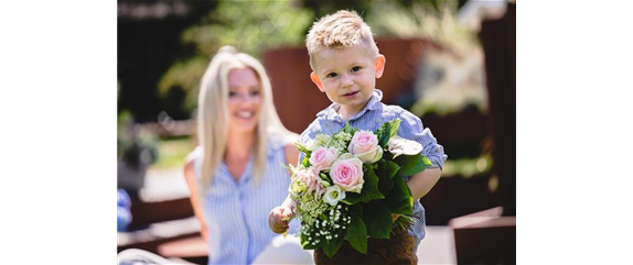 BLUMEN ZUM MUTTERTAG